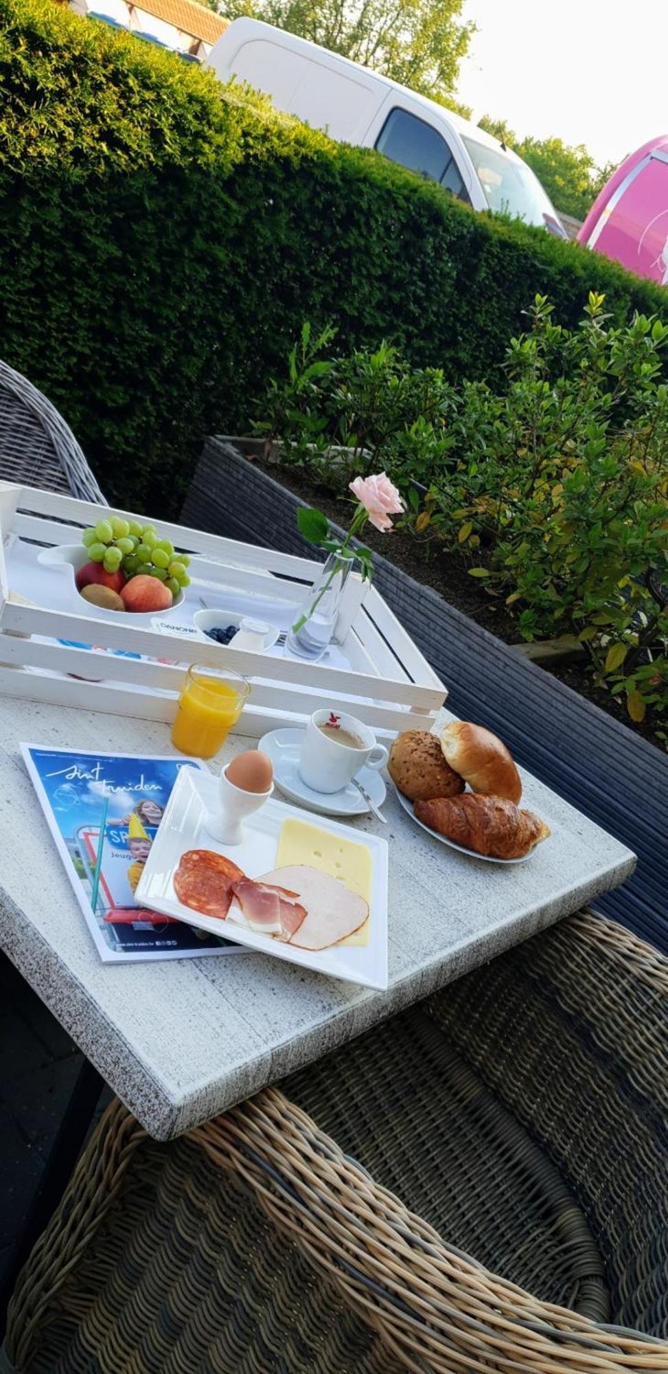 Belrom Hotel Sint-Truiden Eksteriør billede