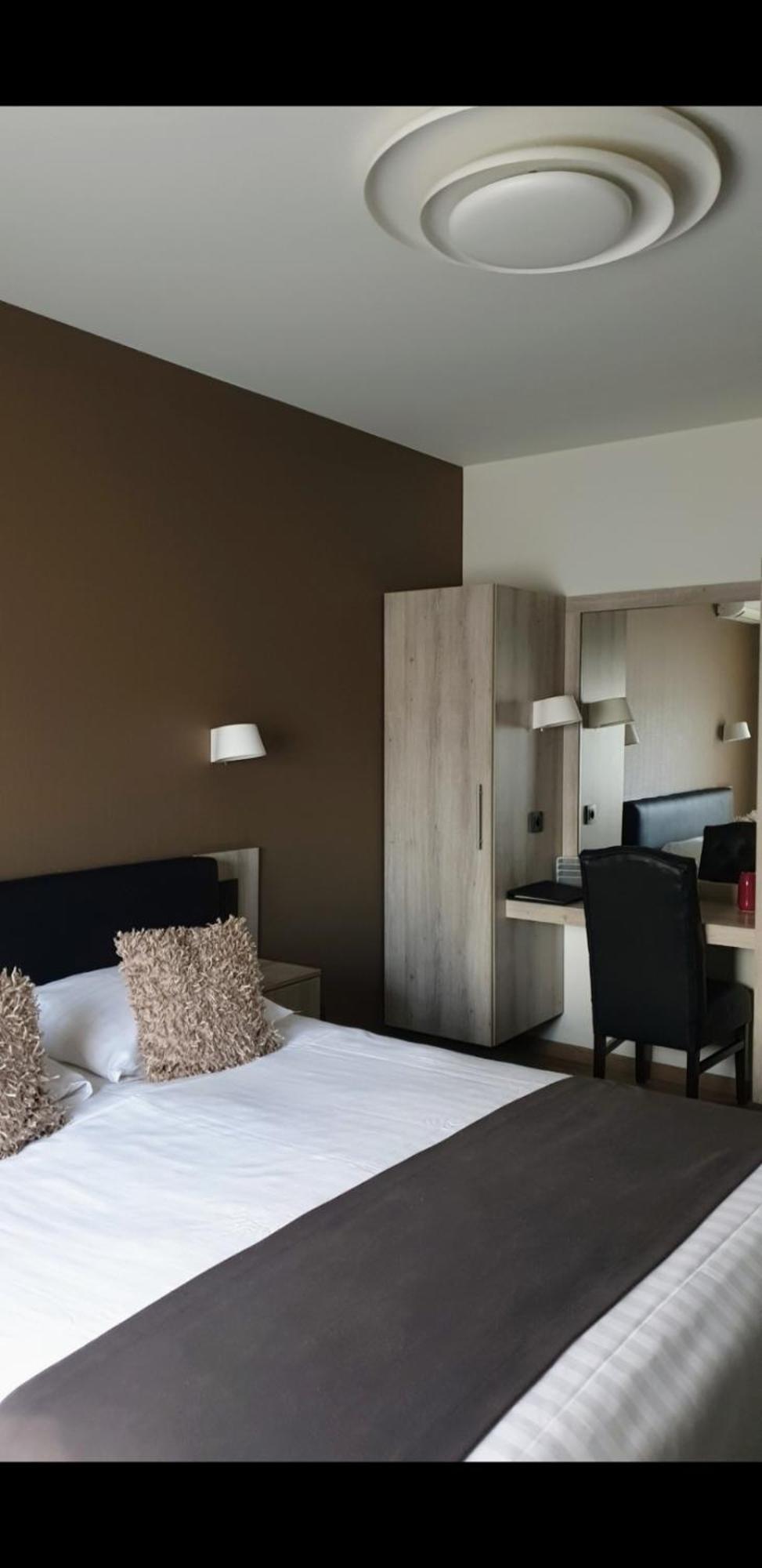 Belrom Hotel Sint-Truiden Eksteriør billede