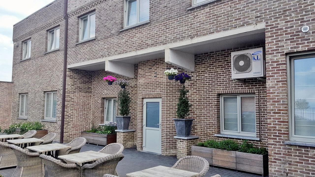 Belrom Hotel Sint-Truiden Eksteriør billede