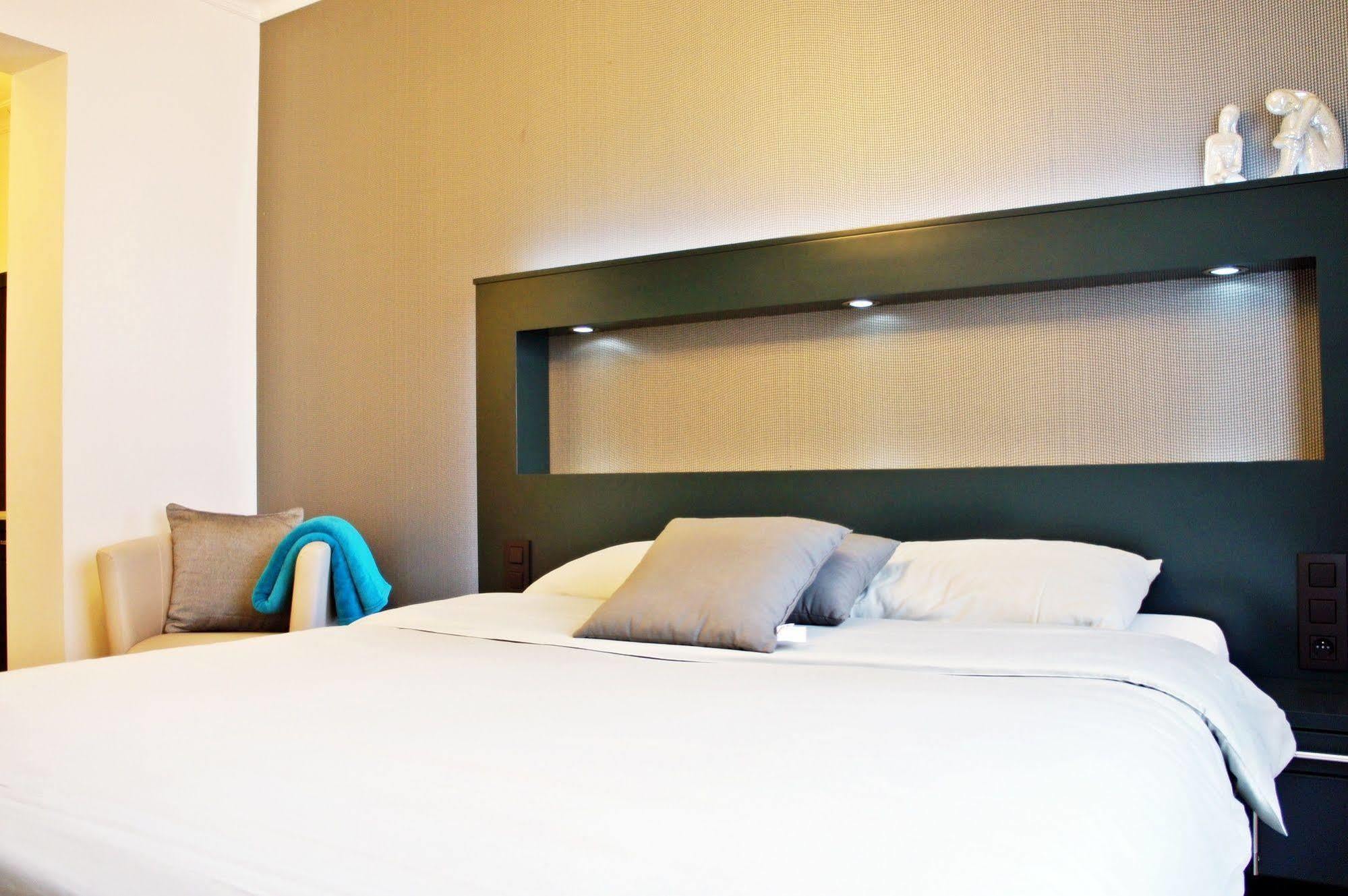 Belrom Hotel Sint-Truiden Eksteriør billede
